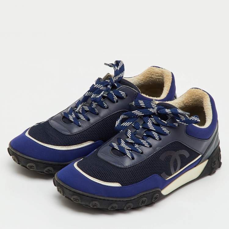 Pre Owned Chanel Navy Blue/White Leather, Neoprene and Mesh CC Low Top Sneakers Size 40