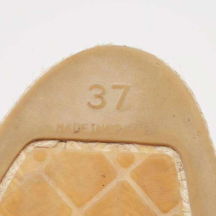 Pre Owned Chanel Beige Leather CC Cap Toe Espadrille Flats Size 37