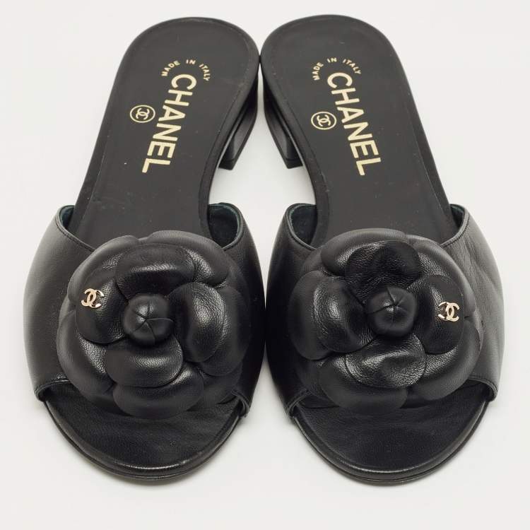 Pre Owned Chanel Black Leather CC Camellia Flat Slide Size 36