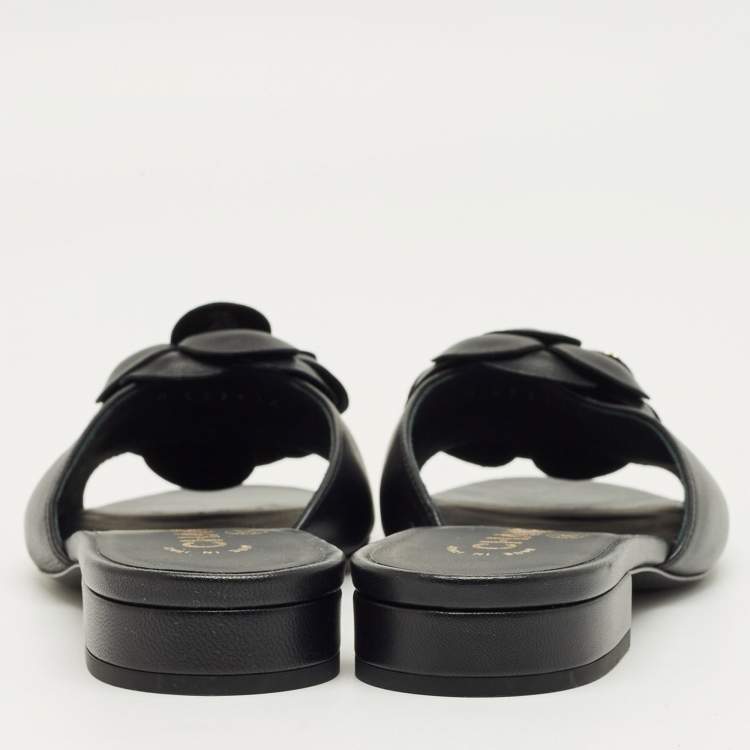 Pre Owned Chanel Black Leather CC Camellia Flat Slide Size 36
