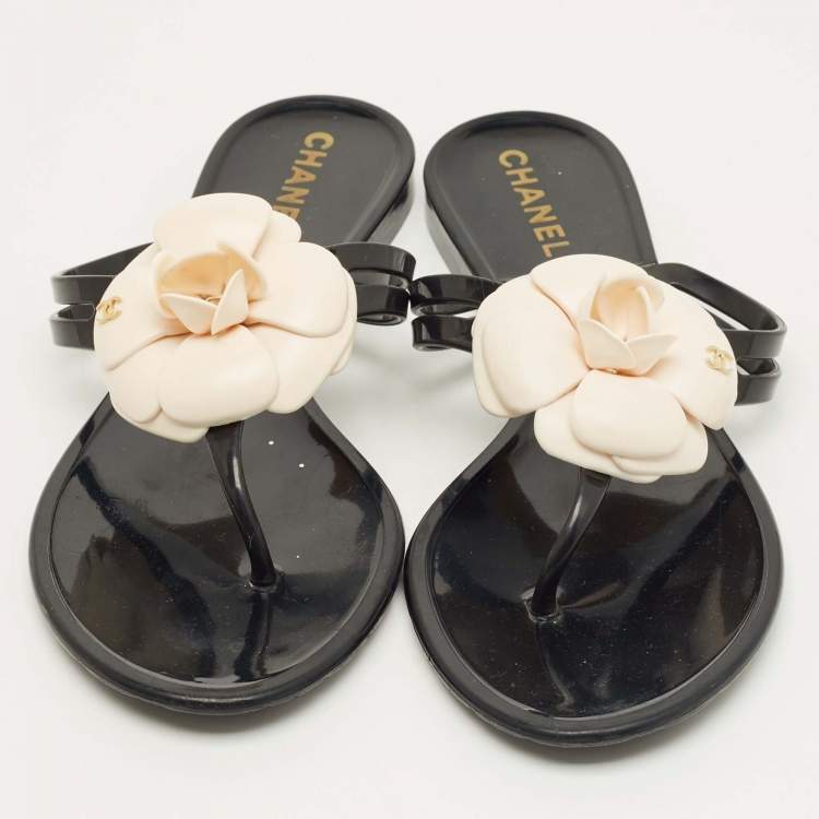 Pre Owned Chanel Black and White Jelly Camellia Thong Sandals Size 39