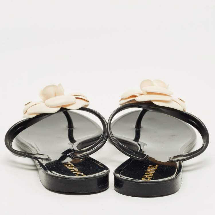 Pre Owned Chanel Black and White Jelly Camellia Thong Sandals Size 39