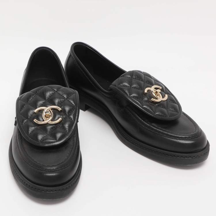 Pre Owned Chanel Black Leather CC Turnlock Loafers Size 38