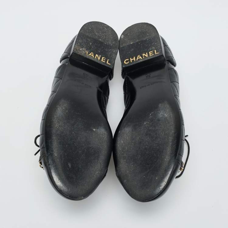 مملوكة مسبقًا Chanel Black Patent and Leather CC Cap Toe Leather Oxfords Size 36