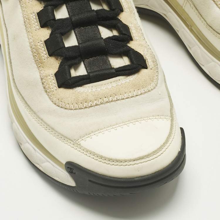 Pre Owned Chanel Grey/White Fabric and Leather CC Lace Up Sneakers Size 36.5