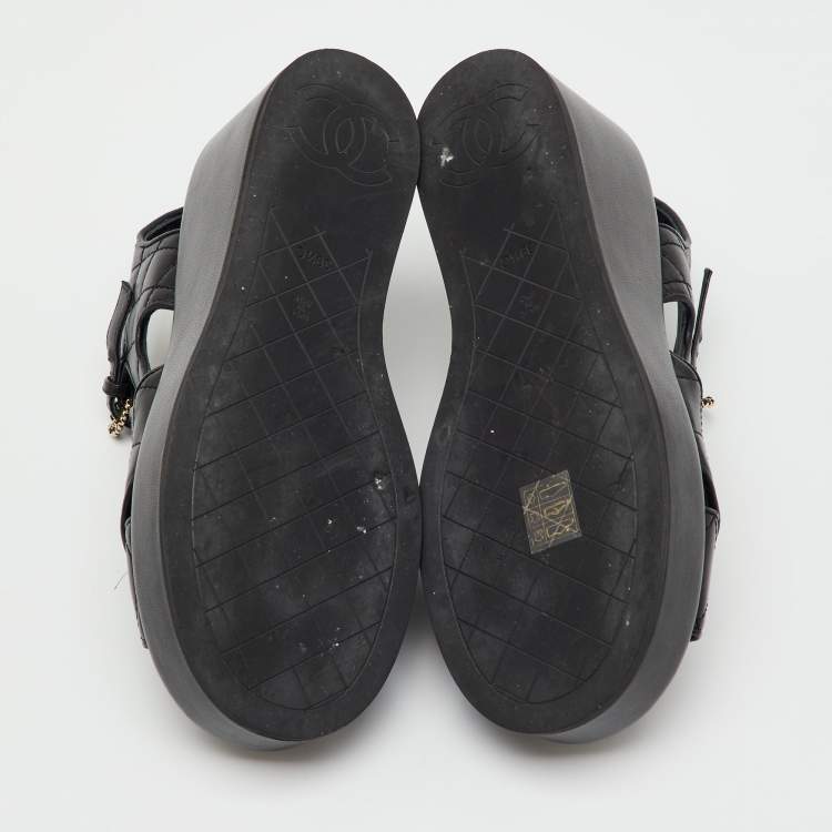 Pre Owned Chanel Black Quilted Leather CC Logo Platform Wedge Sandals Size 39.5