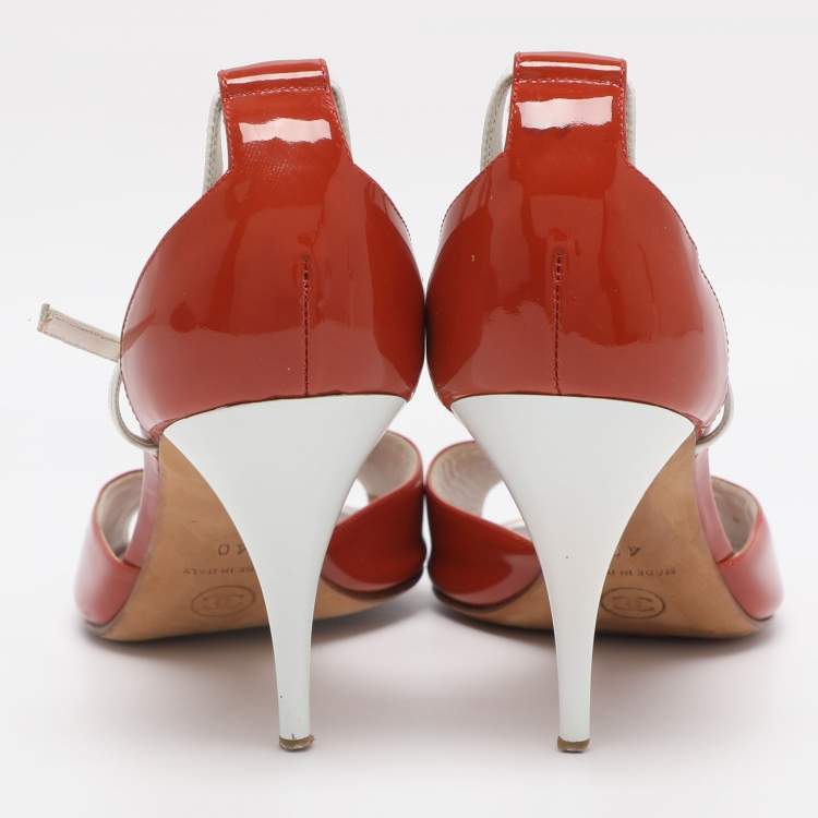 Pre Owned Chanel Brick Red/White Patent and Leather CC Ankle Strap Sandals Size 40