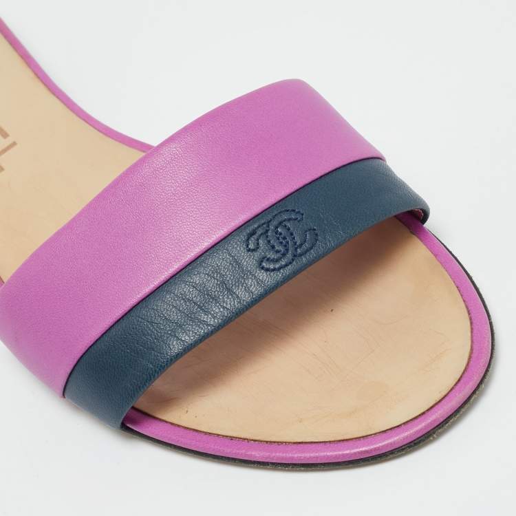 Pre Owned Chanel Purple/Navy Blue Leather CC Flat Slides Size 37.5
