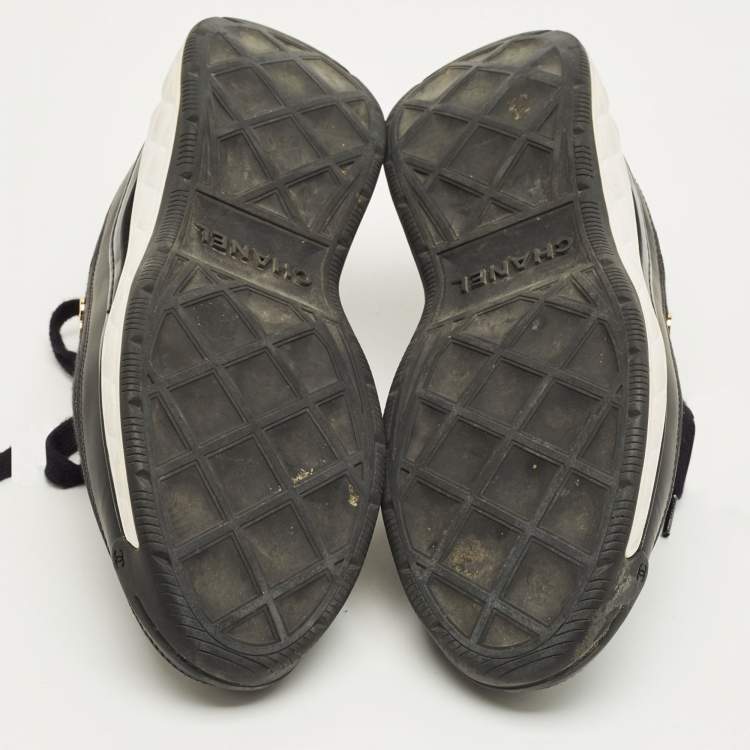 Pre Owned Chanel Black Nylon and Suede CC Low Top Sneakers Size 36.5