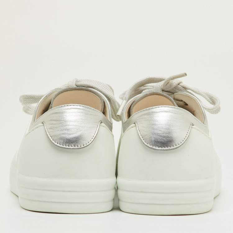 Pre Owned Chanel Silver/White Leather and Rubber CC Low Top Sneakers Size 36.5