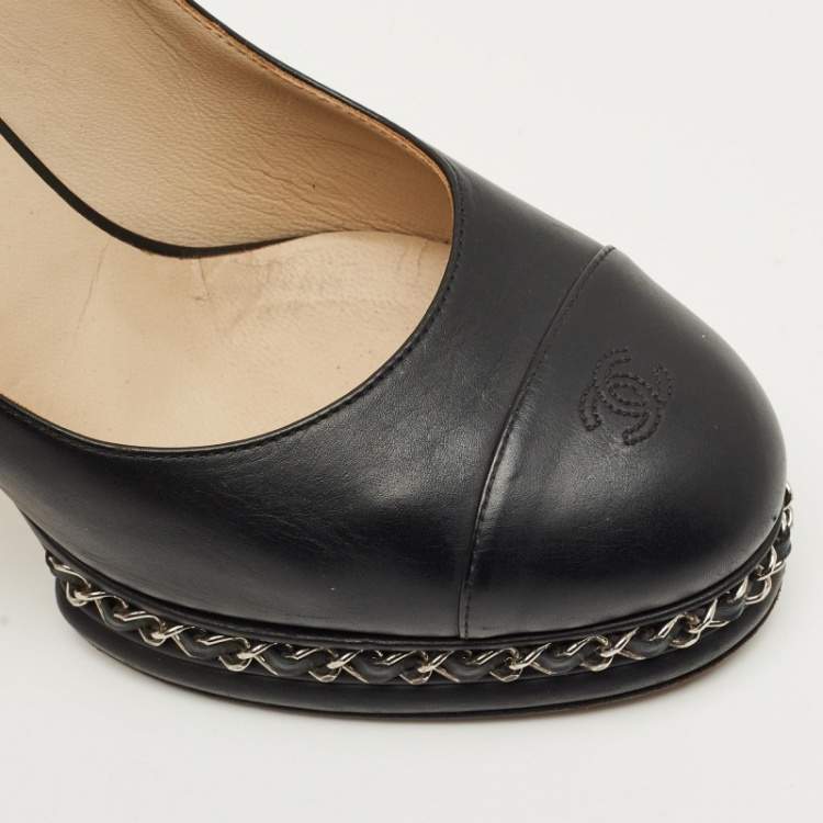 Pre Owned Chanel Navy Blue Leather Platform Pumps Size 39