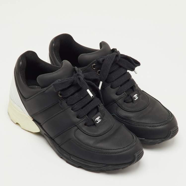 Pre Owned Chanel Black/White Leather CC Low Top Sneakers Size 36