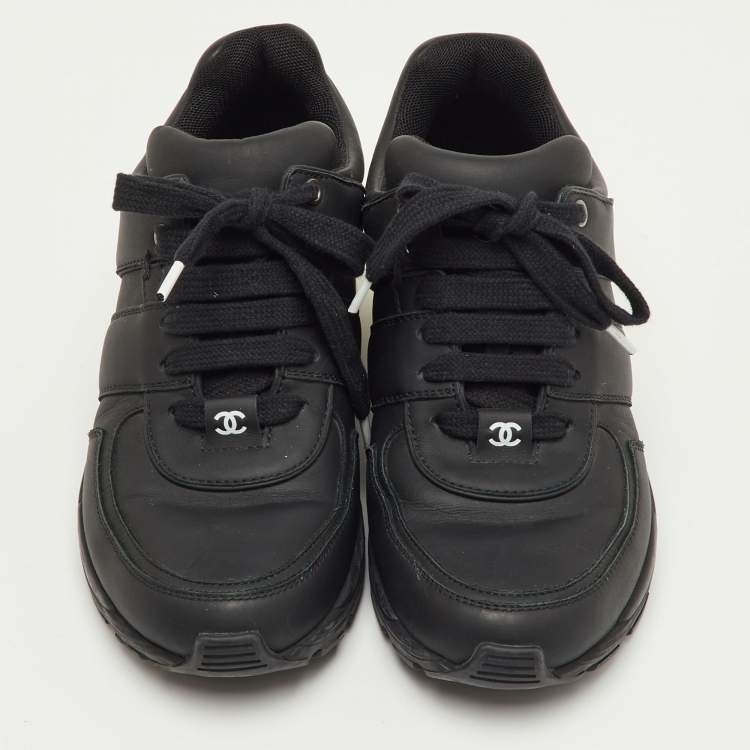 Pre Owned Chanel Black/White Leather CC Low Top Sneakers Size 36