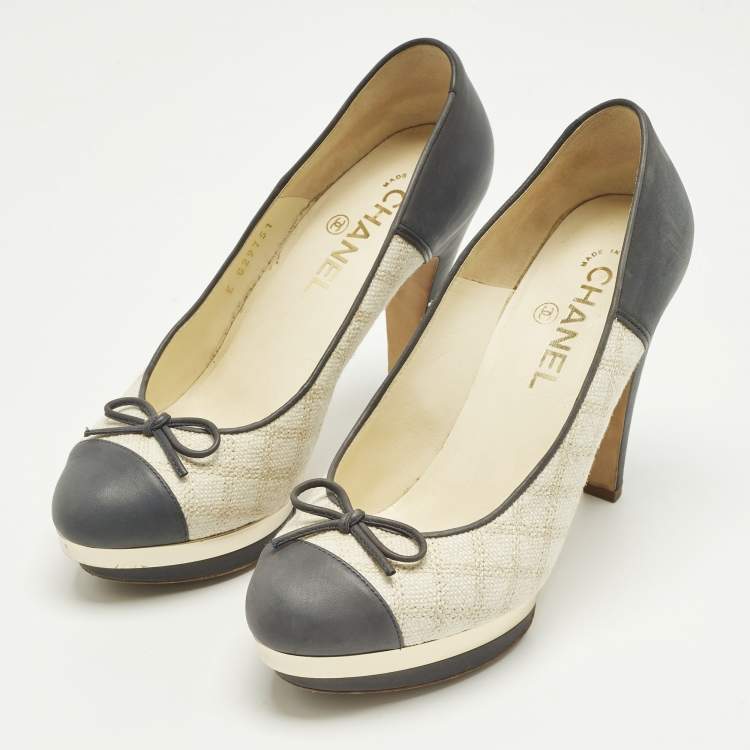 Pre Owned Chanel Size 38.5 Grey/White Canvas and Leather Platform Pumps