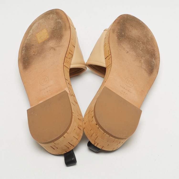 Pre Owned Chanel Size 36 Beige Leather Logo Cork Slide Sandals