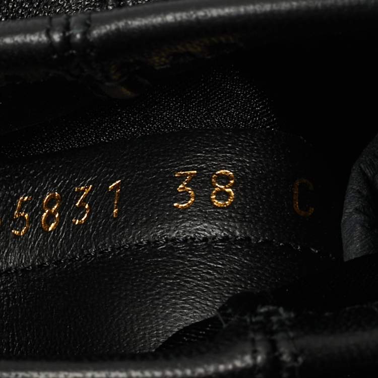 مملوكة مسبقًا Chanel Size 38 Black Leather CC Cap Toe Ankle Length Boots