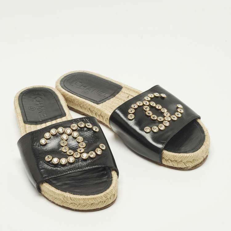 Pre Owned Chanel CC Crystal Embellished Size 36 Black Leather Espadrille Flat Slide