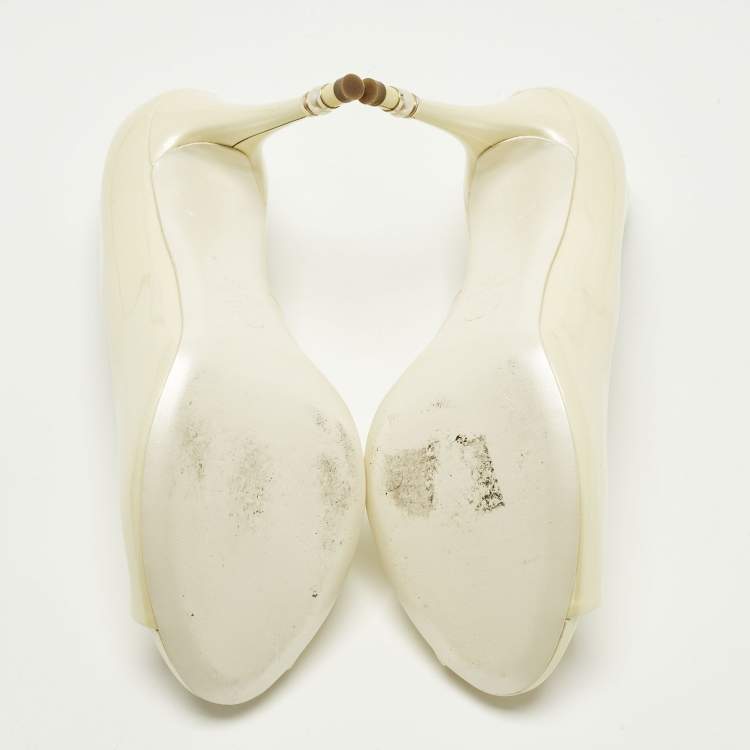 Pre Owned Chanel Size 40 Cream Patent Leather CC Pearl Embellished Heel Peep Toe Pumps