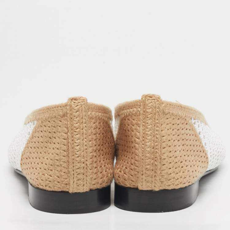 مملوكة مسبقًا Chanel CC Size 37.5 Beige/White Knit Fabric CC Cap Toe Ballet Flats