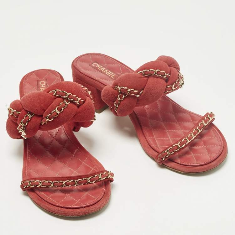 Pre Owned Chanel Size 40 Red Suede Chain Embellished Slide Sandals