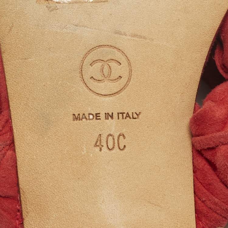 Pre Owned Chanel Size 40 Red Suede Chain Embellished Slide Sandals