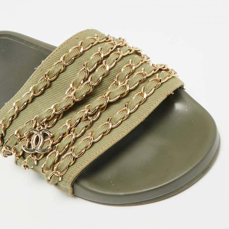 Pre Owned Chanel Tropiconic Size 40 Green Canvas Chain Pool Slides 