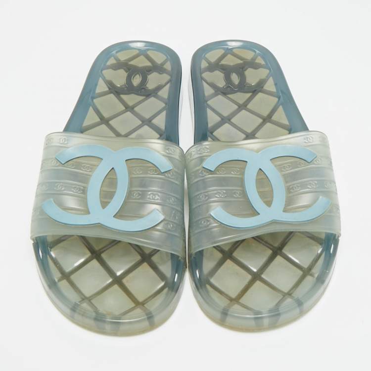 Pre Owned Chanel CC Size 39 Transparent Rubber Pool Slides