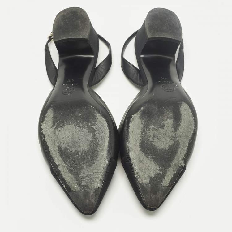 مملوكة مسبقًا Chanel CC Cap Toe Size 41 Black Canvas and Leather Block Heel Slingback Pumps