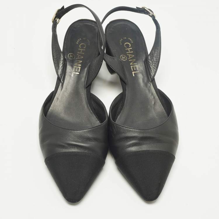 مملوكة مسبقًا Chanel CC Cap Toe Size 41 Black Canvas and Leather Block Heel Slingback Pumps