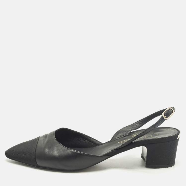 مملوكة مسبقًا Chanel CC Cap Toe Size 41 Black Canvas and Leather Block Heel Slingback Pumps