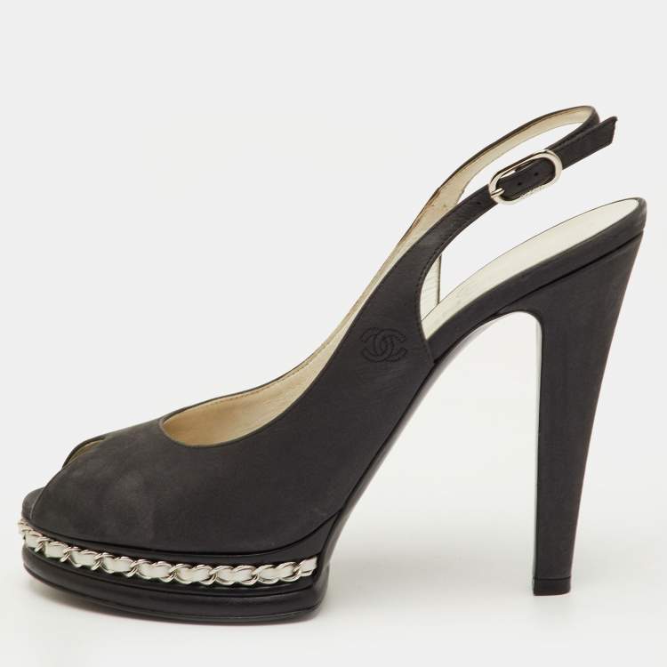 مملوكة مسبقًا Chanel Size 40.5 Black Leather Chain Link Platform Slingback Sandals