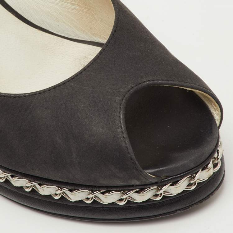 مملوكة مسبقًا Chanel Size 40.5 Black Leather Chain Link Platform Slingback Sandals