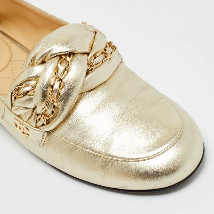Pre Owned Chanel Logo Embellished Size 38 Gold Leather Loafers