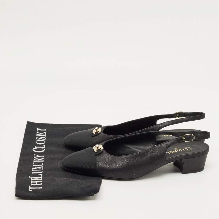 Pre Owned Chanel CC Cap Toe Size 38 Black Fabric and Nubuck Leather Slingback Pumps