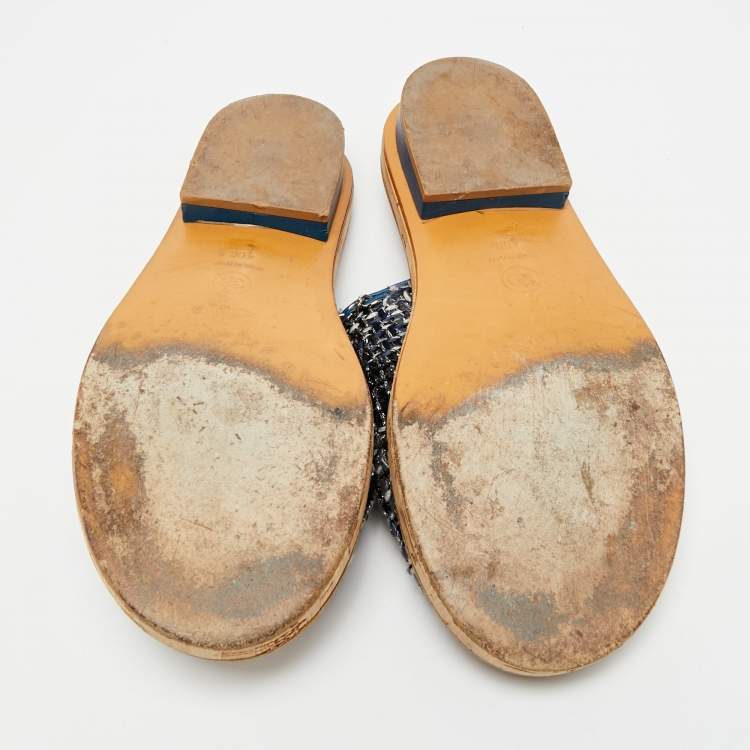 Pre Owned Chanel CC Size 40 Multicolor Tweed Cork Chain Detail Mules