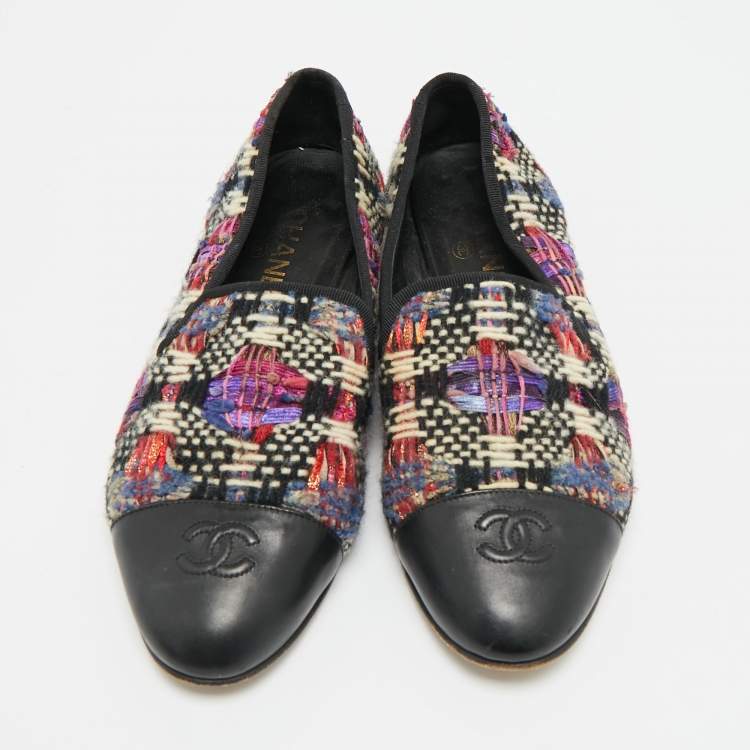 Pre Owned Chanel CC Size 40 Multicolor Leather and Tweed Cap Toe Loafers