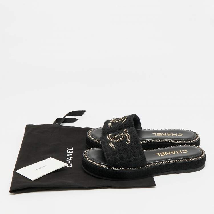 Pre Owned Chanel CC logo Size 36 Black Knit Fabric Flat Slide