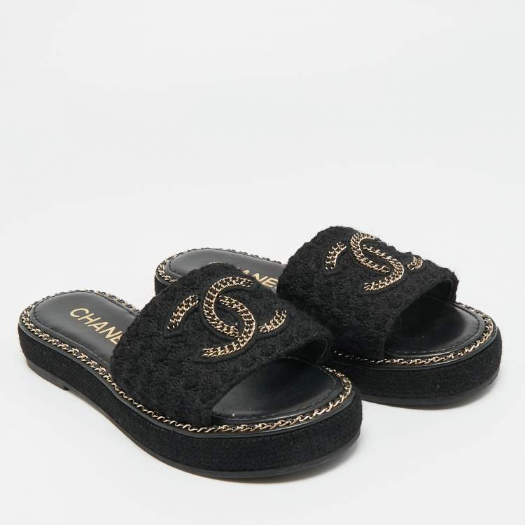 Pre Owned Chanel CC logo Size 36 Black Knit Fabric Flat Slide