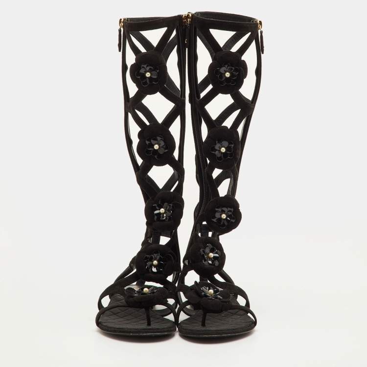 Pre Owned Chanel CC Camellia Size 38.5 Black Suede Gladiator Flat Sandals