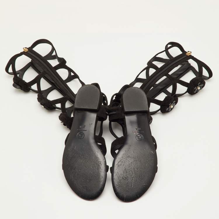 Pre Owned Chanel CC Camellia Size 38.5 Black Suede Gladiator Flat Sandals