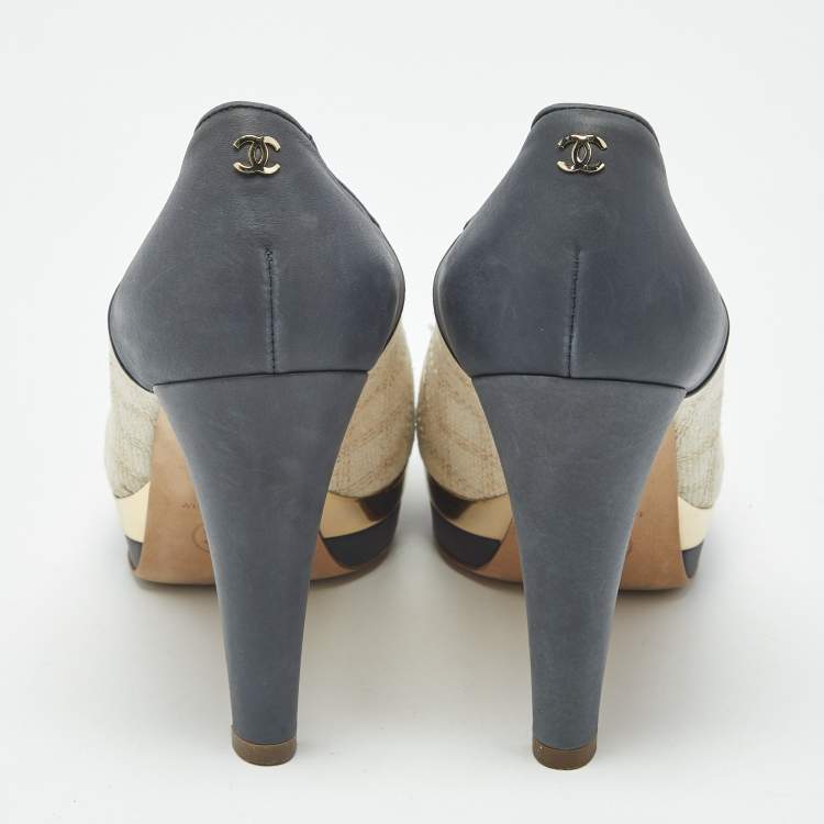 Pre Owned Chanel CC Size 36 Cream/Blue Leather and Tweed Platform Pumps