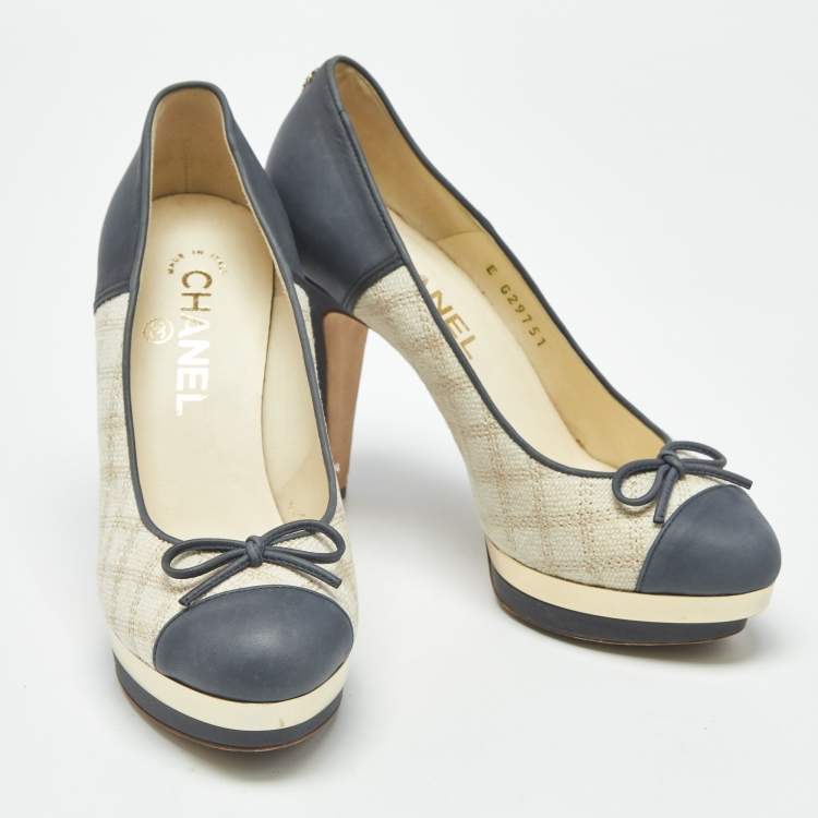 Pre Owned Chanel CC Size 36 Cream/Blue Leather and Tweed Platform Pumps
