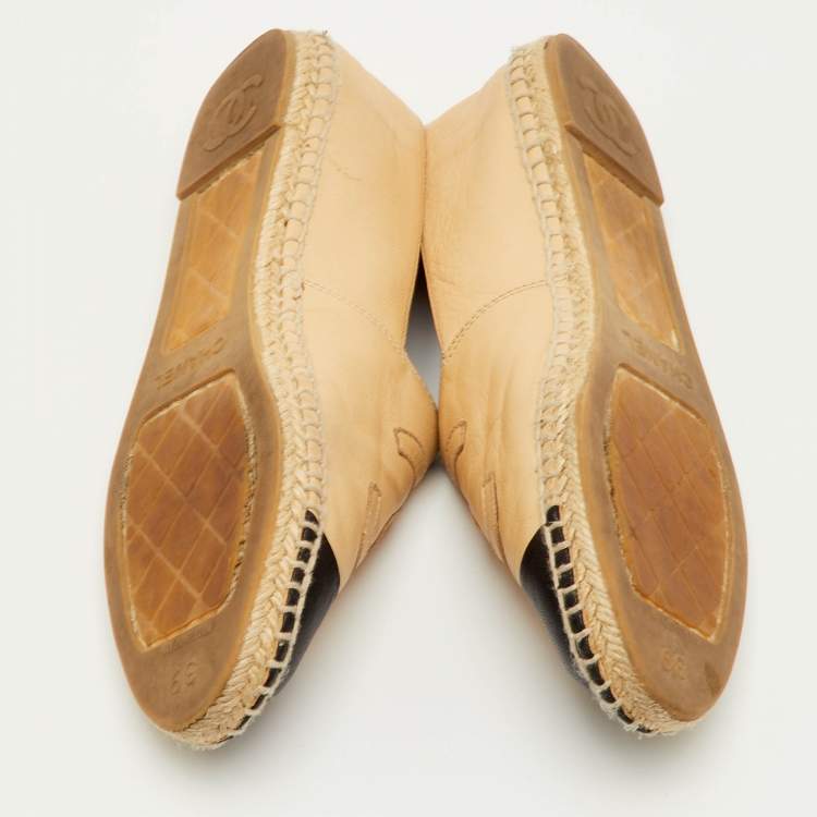 Pre Owned Chanel CC Size 39 Beige/Black Leather Espadrille Flats