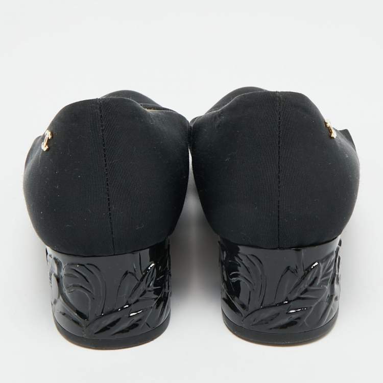 Pre Owned Chanel CC Size 40 Black Canvas Cap Toe Block Heel Pumps