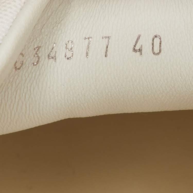 Pre Owned Chanel x Pharrell CC Size 40 White Canvas Graffiti Print Low Top Sneakers