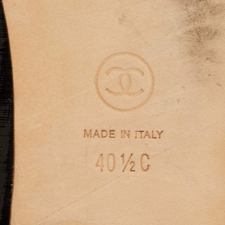 Pre Owned Chanel CC Size 40.5 Black Patent Leather Slip On Smoking Slippers