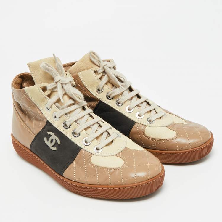 Pre Owned Chanel CC Size 41.5 Tricolor Quilted Leather High Top Sneakers