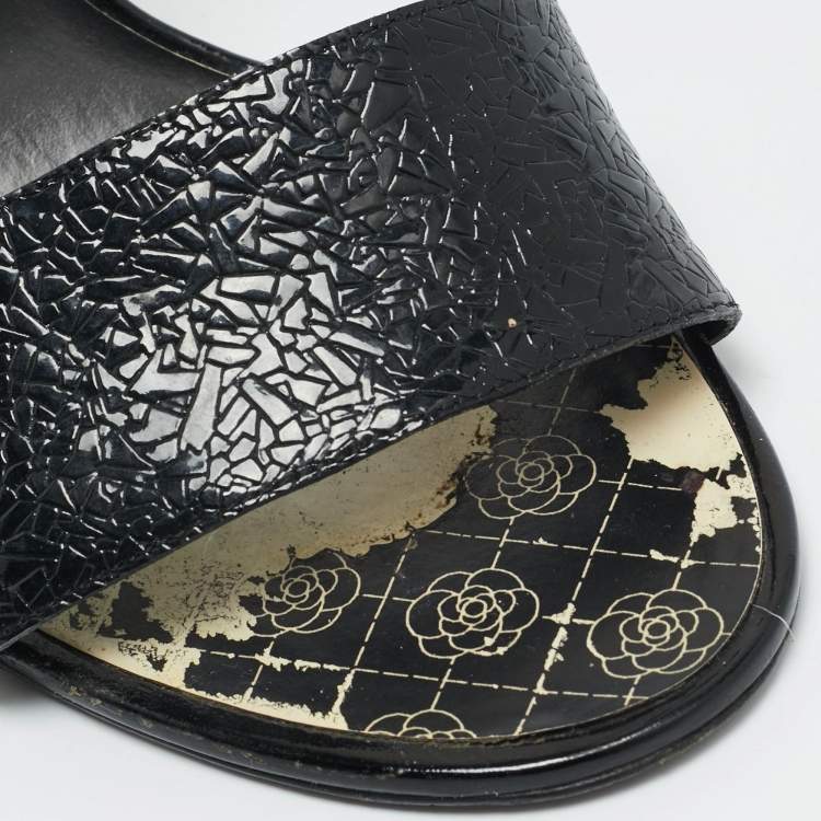 Pre Owned Chanel Size 41 Black Leather  CC Pearl Embellished Ankle Strap Sandals