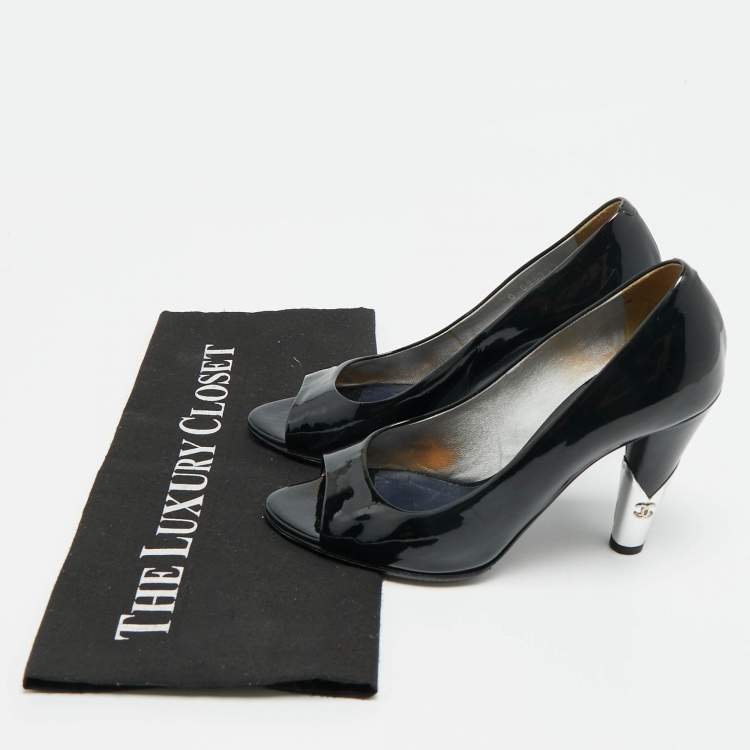 Pre Owned Chanel CC logo Size 36 Black Patent Leather Open Toe Pumps