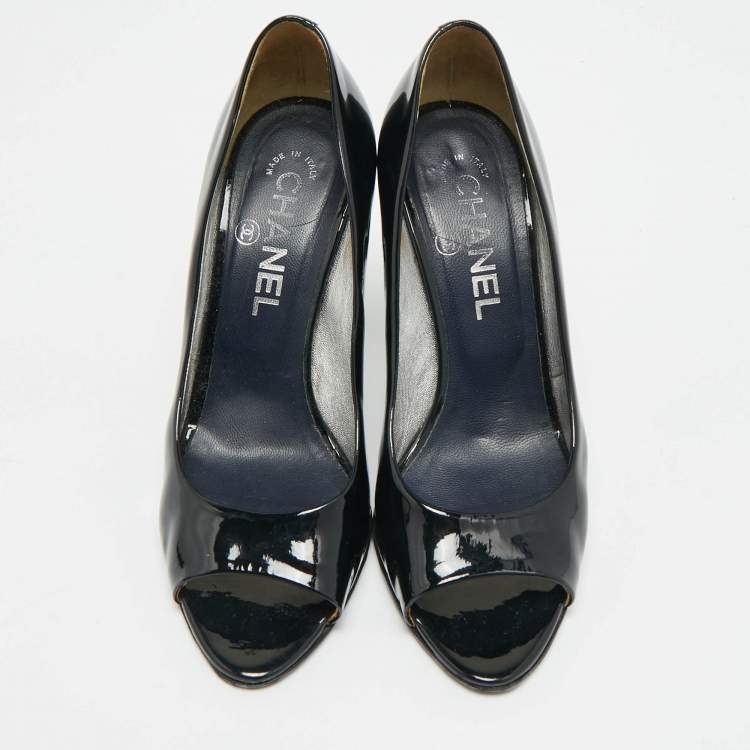 Pre Owned Chanel CC logo Size 36 Black Patent Leather Open Toe Pumps